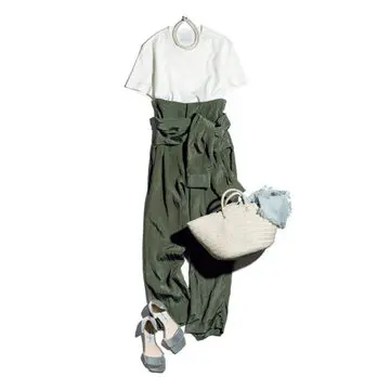 Sサイズだからできる絶妙バランス“桃代セオリー”で選ぶ旬の服