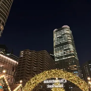 麻布台ヒルズクリスマスマーケットへ