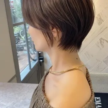 襟足もバッサリでイメチェン♪柔らかショート