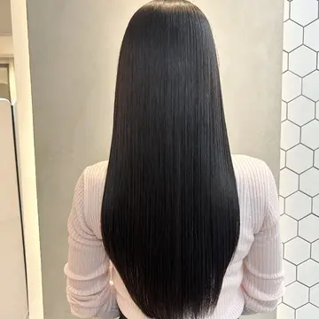 年齢を重ねても、ロングヘアを続けている理由