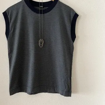 暑さに負けないヘビロテ    ペンダントとバッグ