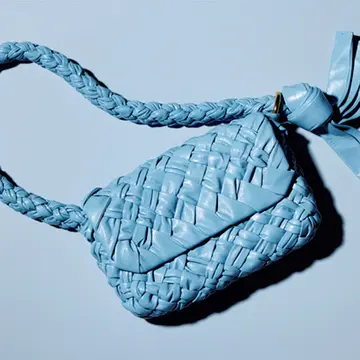 【2024夏 ブランドバッグ】ボッテガ・ヴェネタの新作は職人が手作業で編み上げた逸品！