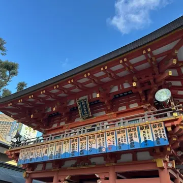 1月上旬、晴れた日の生田神社へ。