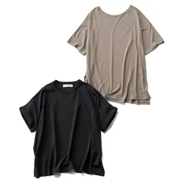 女性らしく、さりげない“デザイン”のTシャツ2選【新・スタメンTシャツ】