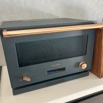 モダンなインテリアに統一感！「海が近い50代のセカンドハウス」にはどんな家電が置いてある？【気になる家電を拝見vol.3】