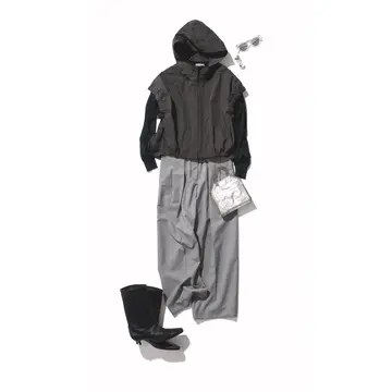 フーディジレのスポーティさが冬のダークカラーコーデを刷新する！最低気温7℃｜12/6(土)【50代の毎日コーデ】