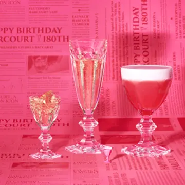 バカラ「B bar」で味わうスタイリッシュなピンクの「アルクール」