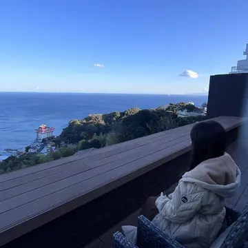 【絶景の温泉宿】ふふグループの熱海せかいえ〜月の道棟〜