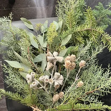 大人気フローリストのクリスマススワッグレッスンで一気に華やかムード