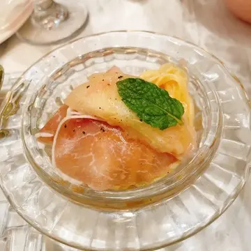 見て幸せ！食べておいしい！表参道や横浜などエリア別・50代におすすめの桃グルメ4選【チームJマダムまとめ】_1_12-2