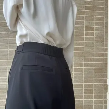 40代・50代の“あったらいいな”に応えてくれる「優秀な黒パンツ」【チームJマダムブログ人気記事週間ランキングTOP10】_1_2-2