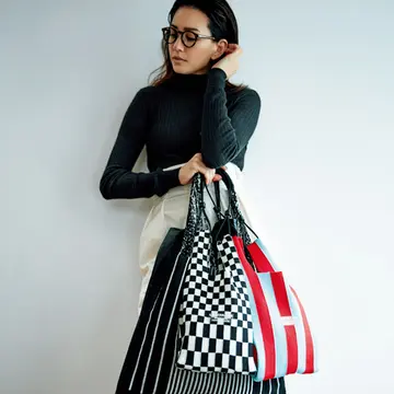 【村山佳世子さんが選ぶ旬小物】時代の空気感を表現するデザインサブバッグに注目
