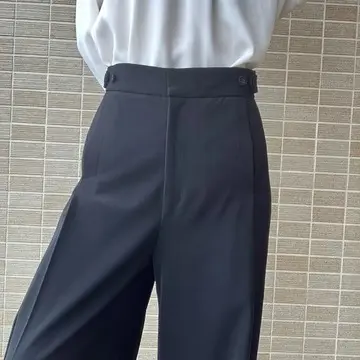 40代・50代の“あったらいいな”に応えてくれる「優秀な黒パンツ」【チームJマダムブログ人気記事週間ランキングTOP10】_1_2-1