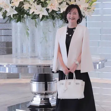 モノトーンコーデで大人女史会ランチ、芦屋ベイコート倶楽部♪