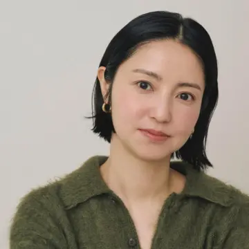 「不機嫌そうに見える“へ”の字眉」は平行に埋めて、晴れやかな印象に【大人のリアルな正解眉】