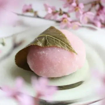 桜餅、好きですか？！ 野菜フレンチレストランの絶品スイーツ