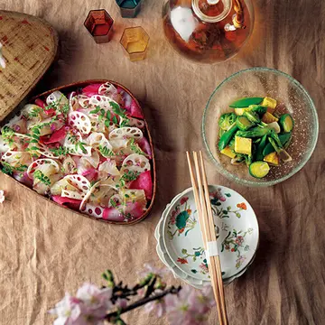 お花見に持っていきたい！野村友里さんの「春の煮びたし」と「鯛とれんこんの春爛漫柚子ちらし寿司」