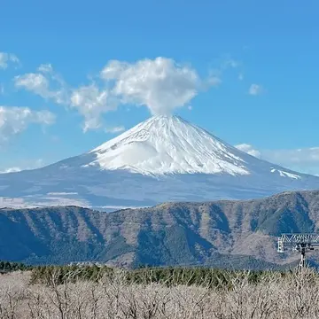 大涌谷から見た富士山