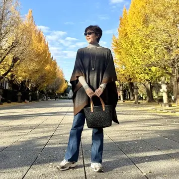 アルパカポンチョを羽織って靖国神社へ