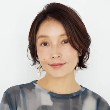 “頬骨横”がポイント。40代・50代のうねり悩みをカバーするくびれボブ【50代髪型・ヘアスタイル】