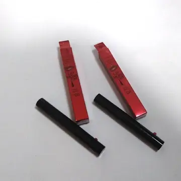 リップモンスターとポッピングシルエットシャドウ