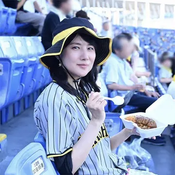 【野球はエンタメだ！】愛が止まらず球場へ。中江有里さん「やっぱり“現場”が一番アツい！」