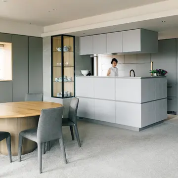 【毎日を快適にする「キッチンリノベーション」】住む人にも来客にも心地のいいキッチンに