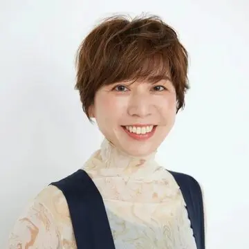 冬に映える上品なスタイル！50代に似合う「若々しいショートヘア」31選