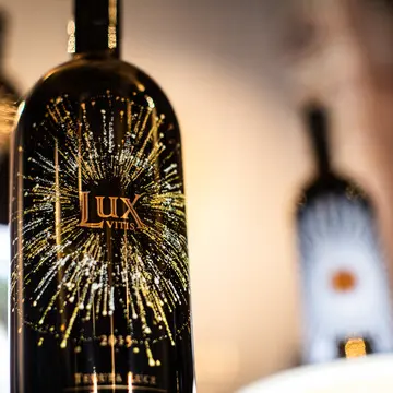 それは、“ドルチェ・ヴィータ”なワイン。「ルックス・ヴィティス」がイタリアから初登場。【飲むんだったら、イケてるワイン／WEB特別篇】