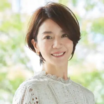 【40代・50代に人気のヘアスタイル・髪型カタログ】髪型次第でおばさんぽくならない！手入れが楽なショート・ボブ・ミディアム・ロング別ヘアスタイル