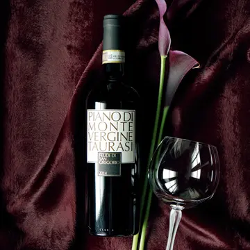 年を重ねてこそ輝くひとのような「ピアーノ・ディ・モンテヴェルジネ・タウラージ」【飲むんだったら、イケてるワイン】