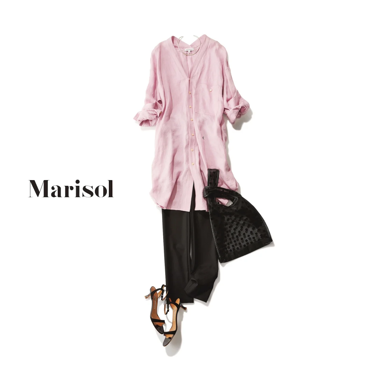 40代ファッション ピンクボリュームシャツ×黒スキニーパンツコーデ