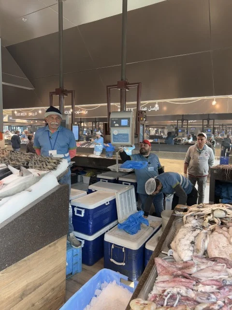 アブダビ アル・ミナ 魚市場