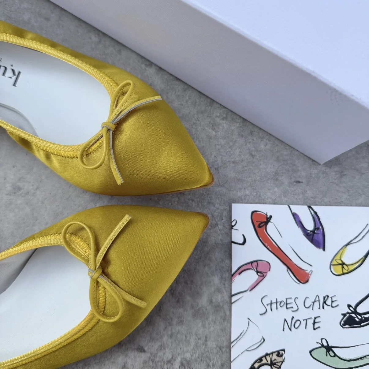 春トレンドのイエローは靴から｜大人が取り入れやすい差し色コーデ