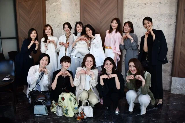 大人の“きれい色”はこう着る。美女組オフ会スタイル_1_9