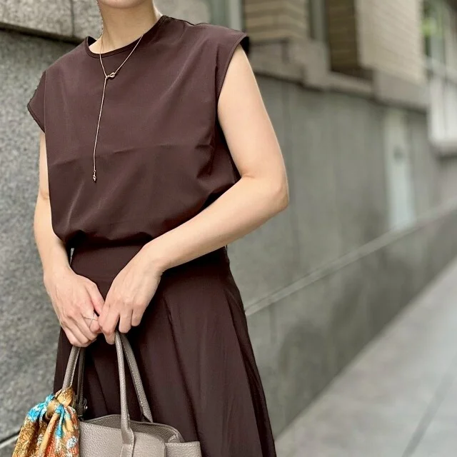 全身コーディネート写真4