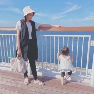 この夏、Tシャツはきれいめに着る! 大人のためのおしゃれな着こなしテク_1_22