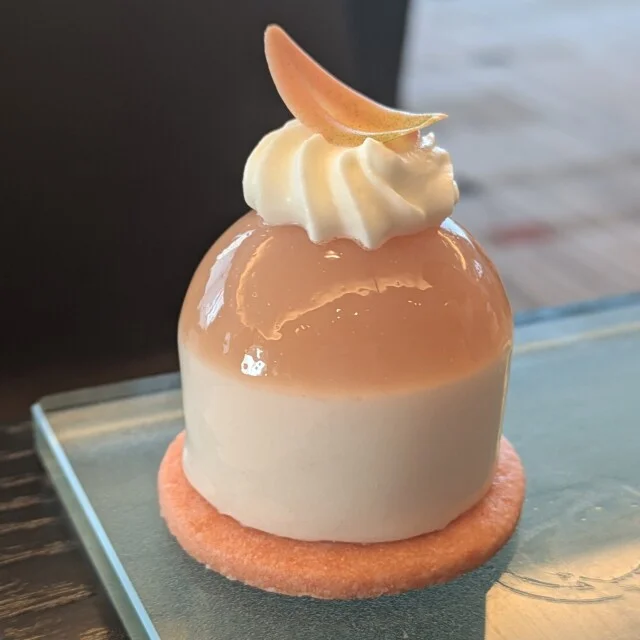 【コンラッド東京】「ピーチアフタヌーンティー"フレッシュ・モーメント"」で桃に溺れるひと時を♪_1_9