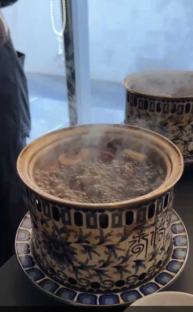 【40代の体をいたわる薬膳ランチ】内側から整う、シャングリラズシークレットのきのこ鍋_1_4