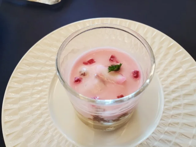 コンラッド　アフタヌーンティー　セイボリー