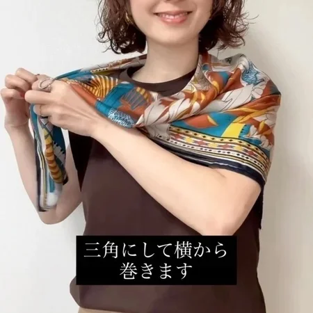 巻くだけで印象が変わる！大人のための最旬スカーフアレンジ【40代ファッション】_1_13-1