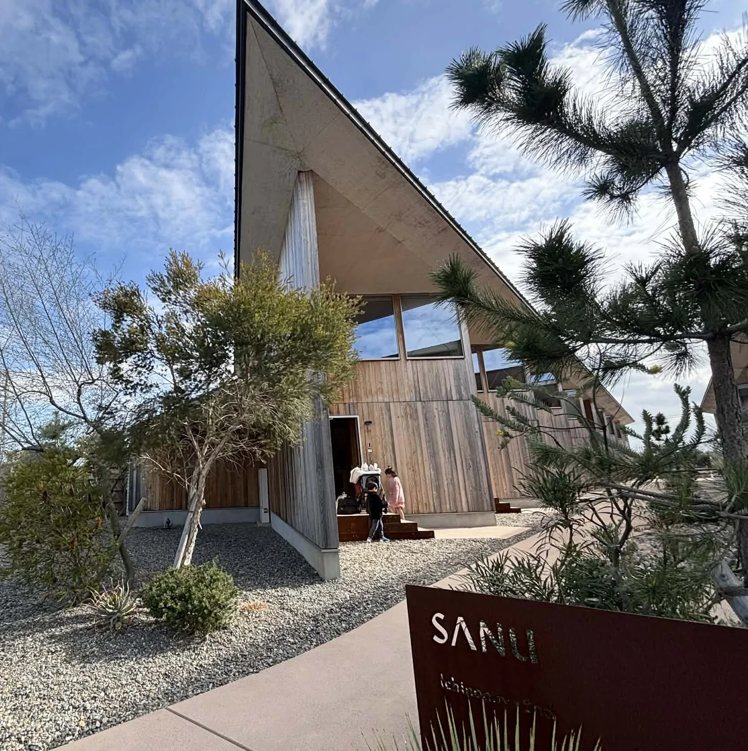 シェア別荘【SANU 2nd Home】お誕生日＆結婚記念日旅行記