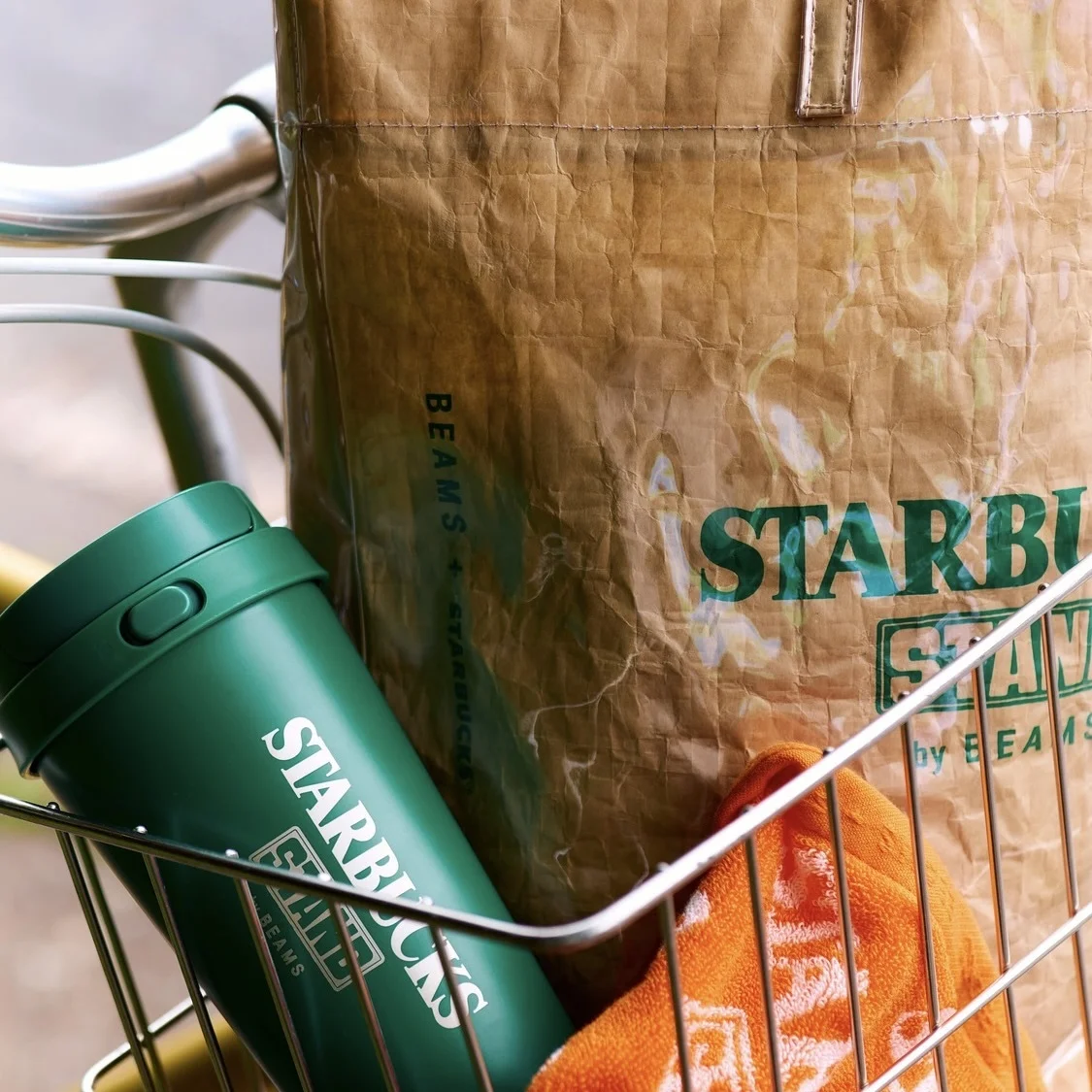 marisol_STARBUCKS STAND by BEAMS