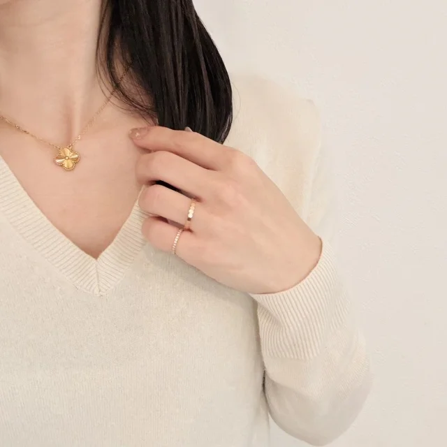 地金ミックス、地金MIX、ジュエリーコーデ、アルハンブラ、ヴァンクリーフ、ビードゥショーメ、ショーメ