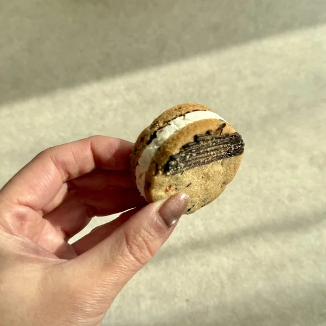 老舗×帝国ホテルの和洋スイーツ。贈り物に選びたい「そいばたーさんど」_1_2