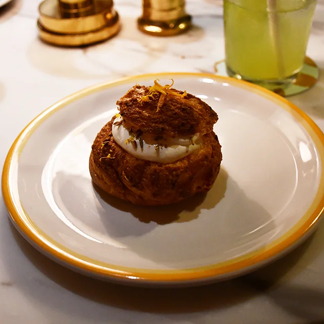 仕事帰りのディナーは脚にやさしいローファー_1_6-3