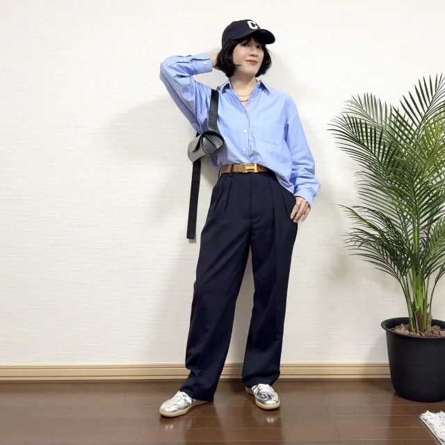 大人な洗練感を叶えるきれいめローテクスニーカーコーデ_1_3