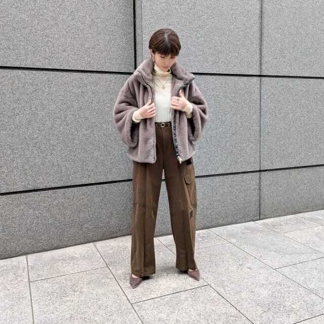 【最高気温別】ベーシックカラーだけで作る防寒コーデ美人見え着こなし実例_1_4