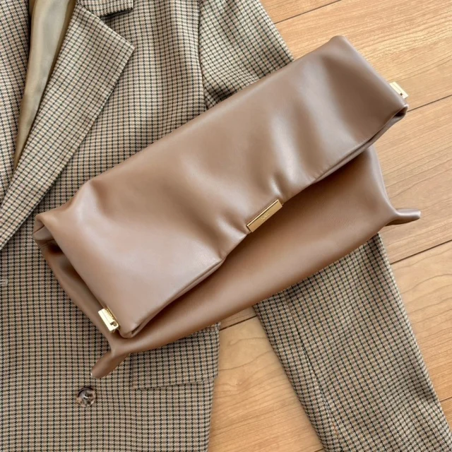 クラッチ風がお気に入り！