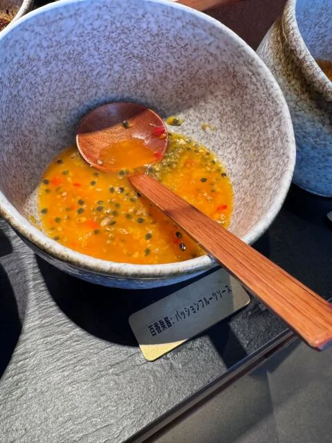 雲南　キノコ鍋　望滇山